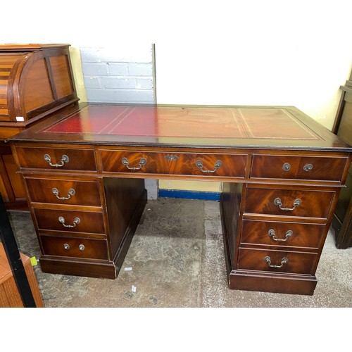 201 - REPRODUCTION MAHOGANY RED LEATHER TOPPED PEDESTAL DESK