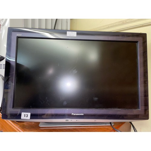 13 - PANASONIC TV