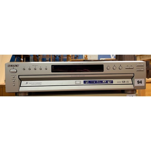 94 - SONY DVD/CD CHANGER