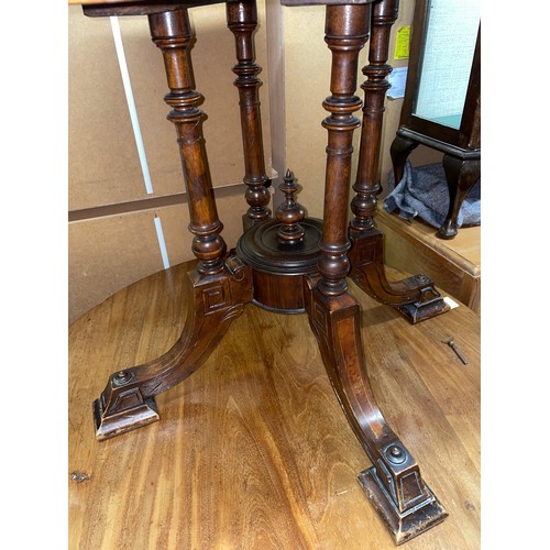 168 - VICTORIAN WALNUT AMBOYNA OCTAGONAL CENTER TABLE