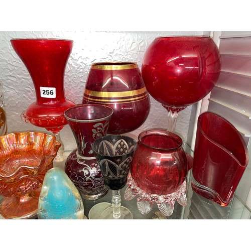 256 - SELECTION OF RUBY AND CRANBERRY GLASSWARE, CARNIVAL AND LUSTRE GLASSWARE, MDINA, AND ATOMISERS