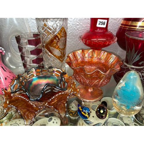 256 - SELECTION OF RUBY AND CRANBERRY GLASSWARE, CARNIVAL AND LUSTRE GLASSWARE, MDINA, AND ATOMISERS