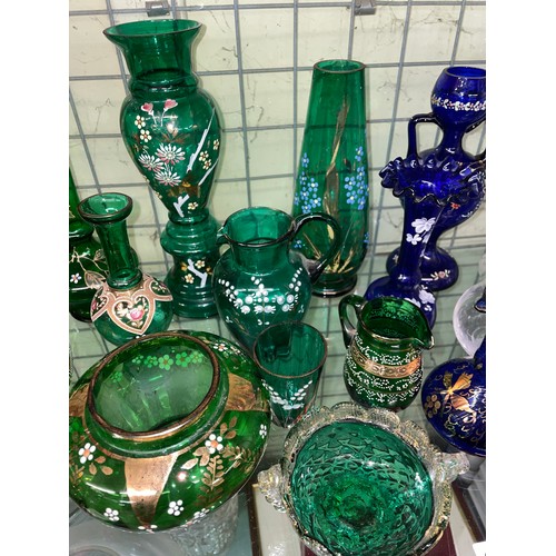 259 - HALF SHELF OF VICTORIAN EDWARDIAN GREEN GLASS AND OPAQUE PAINTED SPILL VASES, BOWLS, JUGS, AND A MAT... 