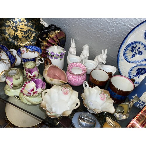 272 - SHELF OF INTERESTING CERAMICS, PARAGON TEACUPS, COPPER RESIST MUGS, CROWN DERBY PIN DISHES, VICTORIA... 