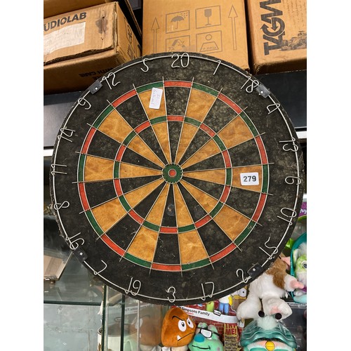 279 - BISSELL DART BOARD