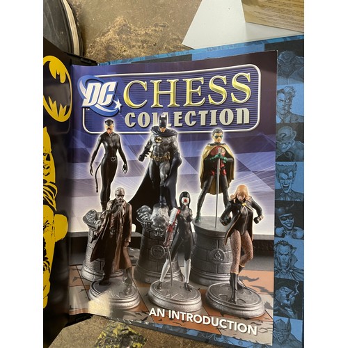 502 - DC CHESS COLLECTION SET BY EAGLE MOSS COMPLETE WITH BOXED FIGURES, BOARD AND A4 MAGAZINE BINDERS