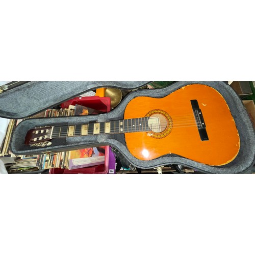 569 - HOHNER ACOUSTIC GUITAR MODEL MC-05 IN HARD CARRY CASE