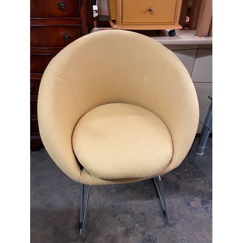 101 - PRIMROSE FABRIC TUB CHAIR