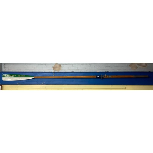 123 - PAINTED COLLEGIATE RACING BLADE 1951 CREW