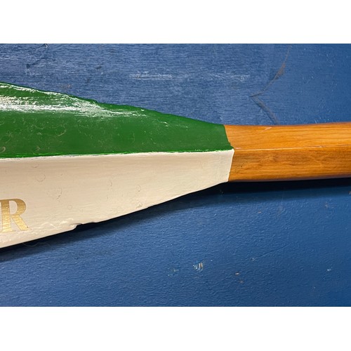 123 - PAINTED COLLEGIATE RACING BLADE 1951 CREW