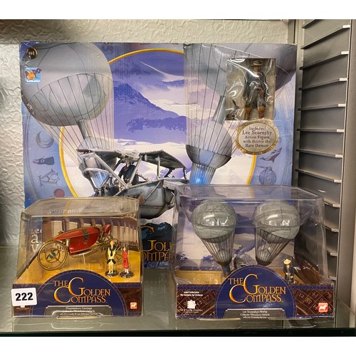 222 - LEE SCORESBYS AIRSHIP VEHICLE FROM THE GOLDEN COMPASS, BOXED AIRSHIP MODEL, AND MIGISTERIUM CARRIAGE