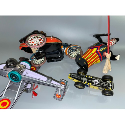 320 - SCHYLLING TIN PLATE KEY WIND SPEEDWAY CAR, TIN PLATE PLANE AND A JAPANESE TIN PLATE MOTOR CYCLE AND ... 