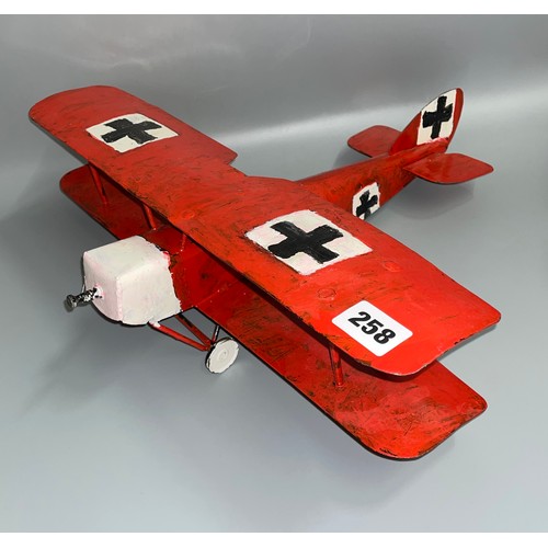 258 - RED TIN PLATE MODEL FOKKER DR.1 TRI PLANE A/F