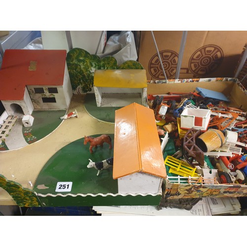 251 - PAINTED FARMYARD PLAY SET AND A BOX OF ACCESSORIES -, ANIMALS, TRACTORS, FENCING