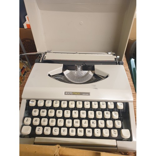 265A - BOXED BOOTS PT400 PORTABLE TYPE WRITER