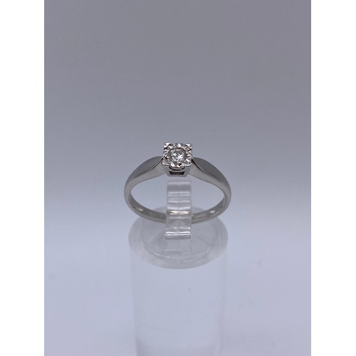 398 - 9CT GOLD DIAMOND SOLITAIRE RING SIZE M/N 2.3G APPROX