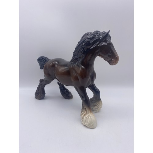 481 - BESWICK GLOSS CANTERING CLYDESDALE SHIRE 975