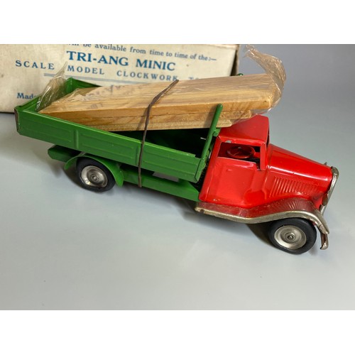 515 - MINIC TRIANG CLOCK WORK TIMBER LORRY (NO KEY)