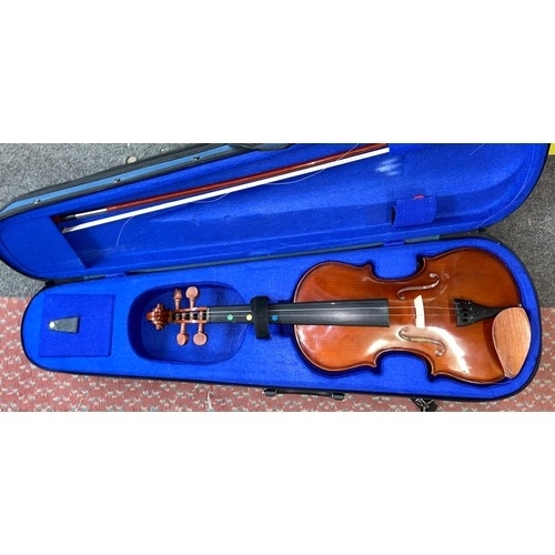 374 - CASED STENTOR STUDENT VIOLIN WITH BOW