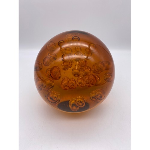 486 - OVERSIZED AMBER AND AMETHYST GLASS CONTROLLED BUBBLE PAPERWEIGHTS