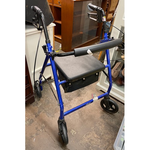 117 - DRIVE 4 WHEEL ROLLATOR