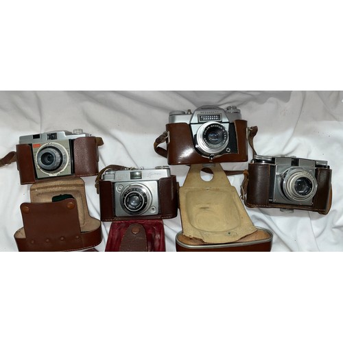 366 - VOIGTLANDER BESSAMATIC FILM CAMERA, ILLFORD SPORTOMAX FILM CAMERA, A PAXINA 29 CAMERA, AND A KODAK C... 