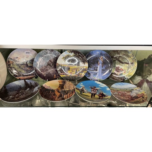 372 - SELECTION OF DANBURY MINT FOR WEDGWOOD LORD OF THE RINGS SERIES PLATES