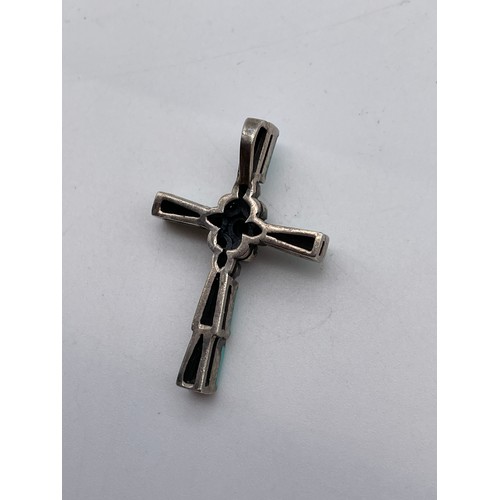 437 - 925 SILVER MARCASITE AND TURQUOISE CROSS