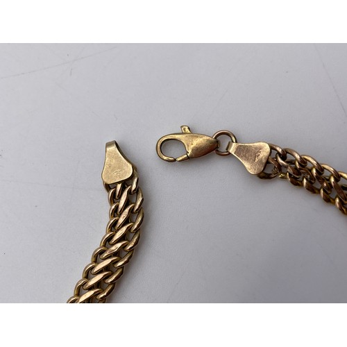 438 - 9CT GOLD THREE STRAND BRACELET WITH LOBSTER CLAW CLASP 5G APPROX