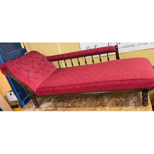 81 - EDWARDIAN CHIP CARVED SHOW FRAME RED UPHOLSTERED CHAISE LONGUE