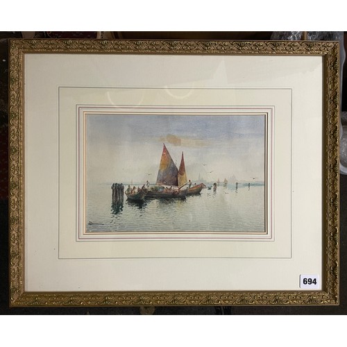 694 - ANDREA BIONDETTI ITALIAN 1851-1946 WATER COLOUR ON PAPER VENETIAN FISHERMAN IN THEIR BOATS 30CM X 20... 