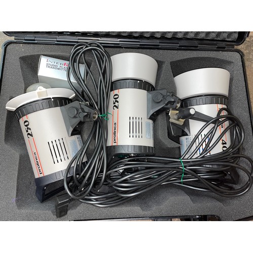 392 - BOXED ELINEHROM STUDIO LIGHTS X 3