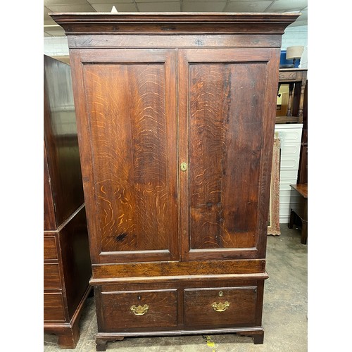 83 - 18TH CENTURY OAK PANELLED WARDROBE