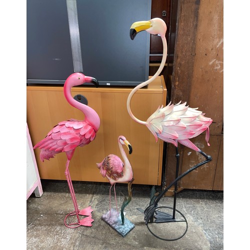 108 - PAINTED IRONWORK FLAMINGO GARDEN ORNAMENTS