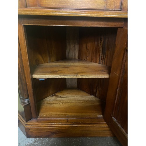 8 - REPRODUCTION MAHOGANY GEORGIAN STYLE ASTRAGAL GLAZED CORNER CABINET