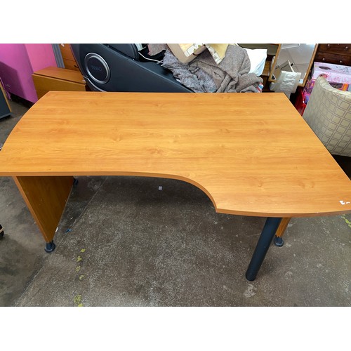 122 - CONTEMPORARY CHERRY WOOD SHAPED OFFICE DESK