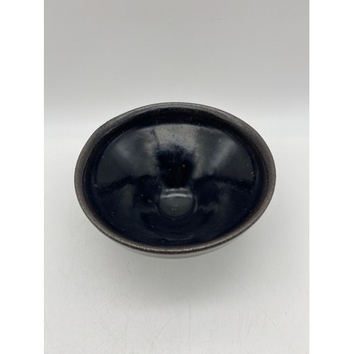 537 - CHINESE BLACK DEMI GLAZED TAPERED TEA BOWL