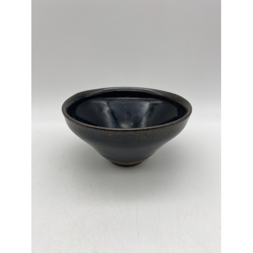 537 - CHINESE BLACK DEMI GLAZED TAPERED TEA BOWL