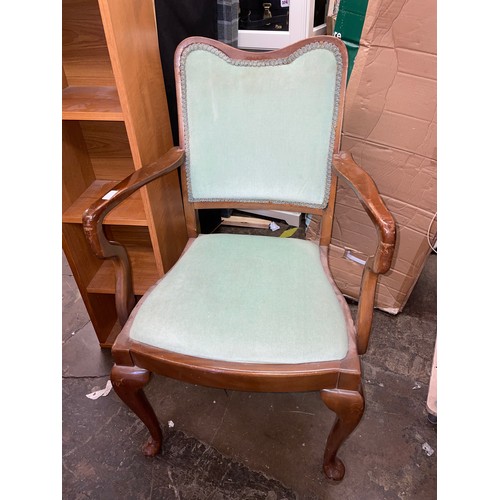 32 - REPRODUCTION WALNUT CABRIOLE LEG ELBOW CHAIR