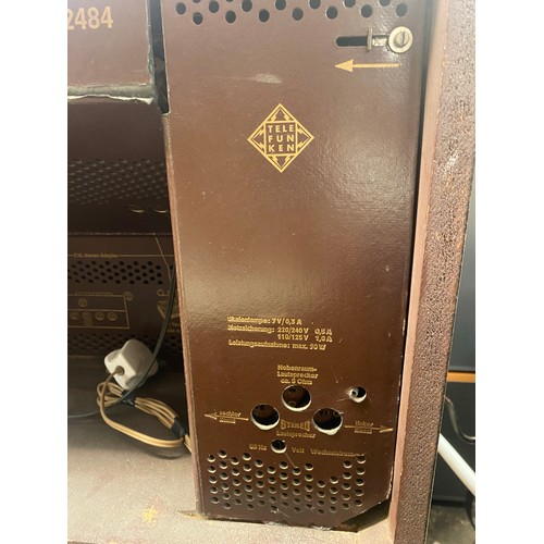 93 - TELEFUNKEN RADIO GRAM WITH BOX SETS OF LPS