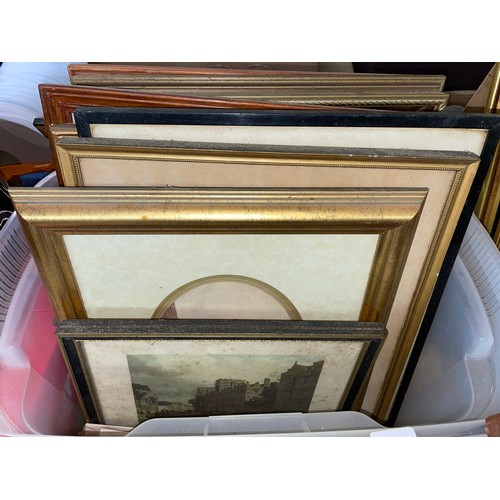 280 - CARTON OF ANTIQUARIAN PRINTS, ENGRAVINGS