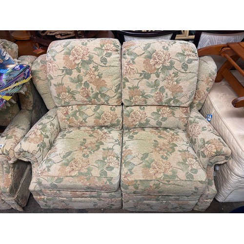 59 - G PLAN COMFORT PLUS TWO SEATER SOFA WITH MANUAL RECLINING SINGLE SEAT