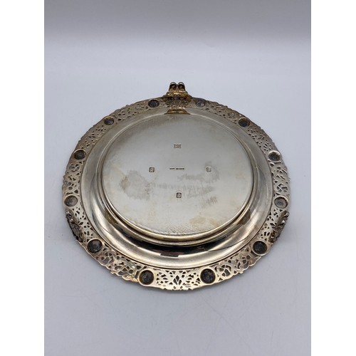 366 - 925 DUBLIN SILVER WAITER TRAY WITH FILIGREE BORDER ENGRAVED DESCRIPTION TO CENTRE 12.2OZ APPROX 20CM... 