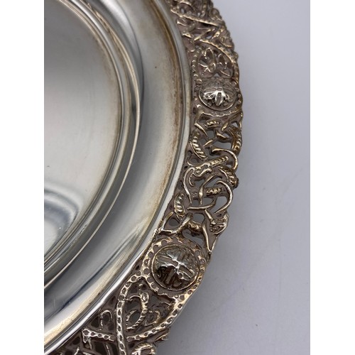 366 - 925 DUBLIN SILVER WAITER TRAY WITH FILIGREE BORDER ENGRAVED DESCRIPTION TO CENTRE 12.2OZ APPROX 20CM... 