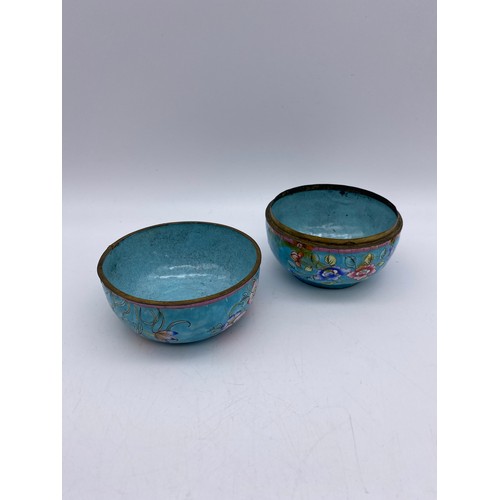 377 - CHINESE ENAMEL LOBED FLORAL DISH AND PAIR OF SQUARE DISHES, 20TH CENTURY BOWL DECORATED WITH DRAGON ... 