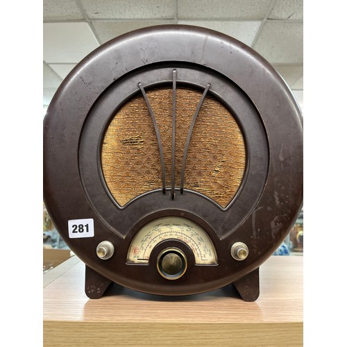 281 - EKCO BROWN BAKELITE MAINS RADIO 36CM H