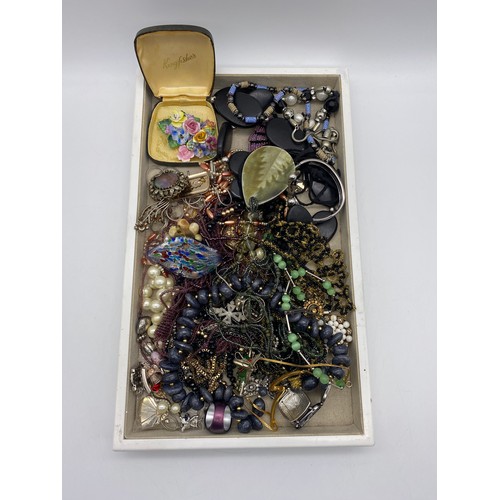 458 - TRAY OF MISCELLANEOUS COSTUME JEWELLERY, BEAD NECKLACES, DRESS WATCH, BROOCHES, LAPEL BADGES, MARCAS... 