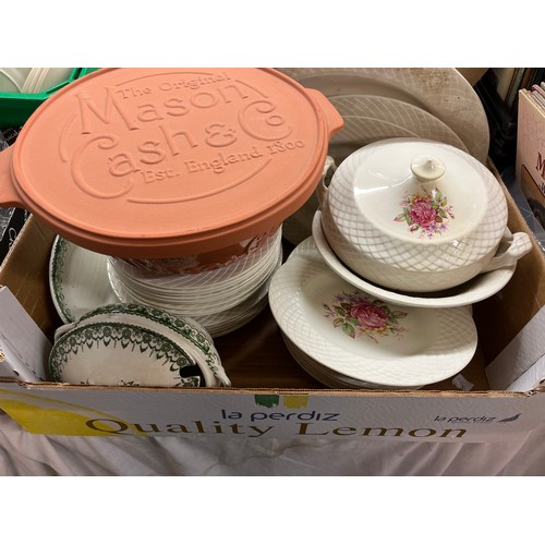 339 - WEDGWOOD AND CO IRONSTONE ROSE PATTERN TABLE SERVICE, AND A TERRACOTTA MASON CASH AND CO LIDDED BOWL