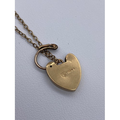 449 - ROSE GOLD BRACELET WITH A YELLOW GOLD HEART PADLOCK AND SAFETY CHAIN 8.8G APPROX