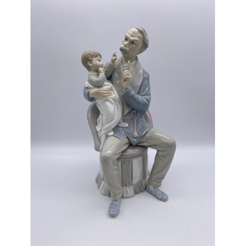 228 - LLADRO “THE GRANDFATHER” FIGURE 30CM H